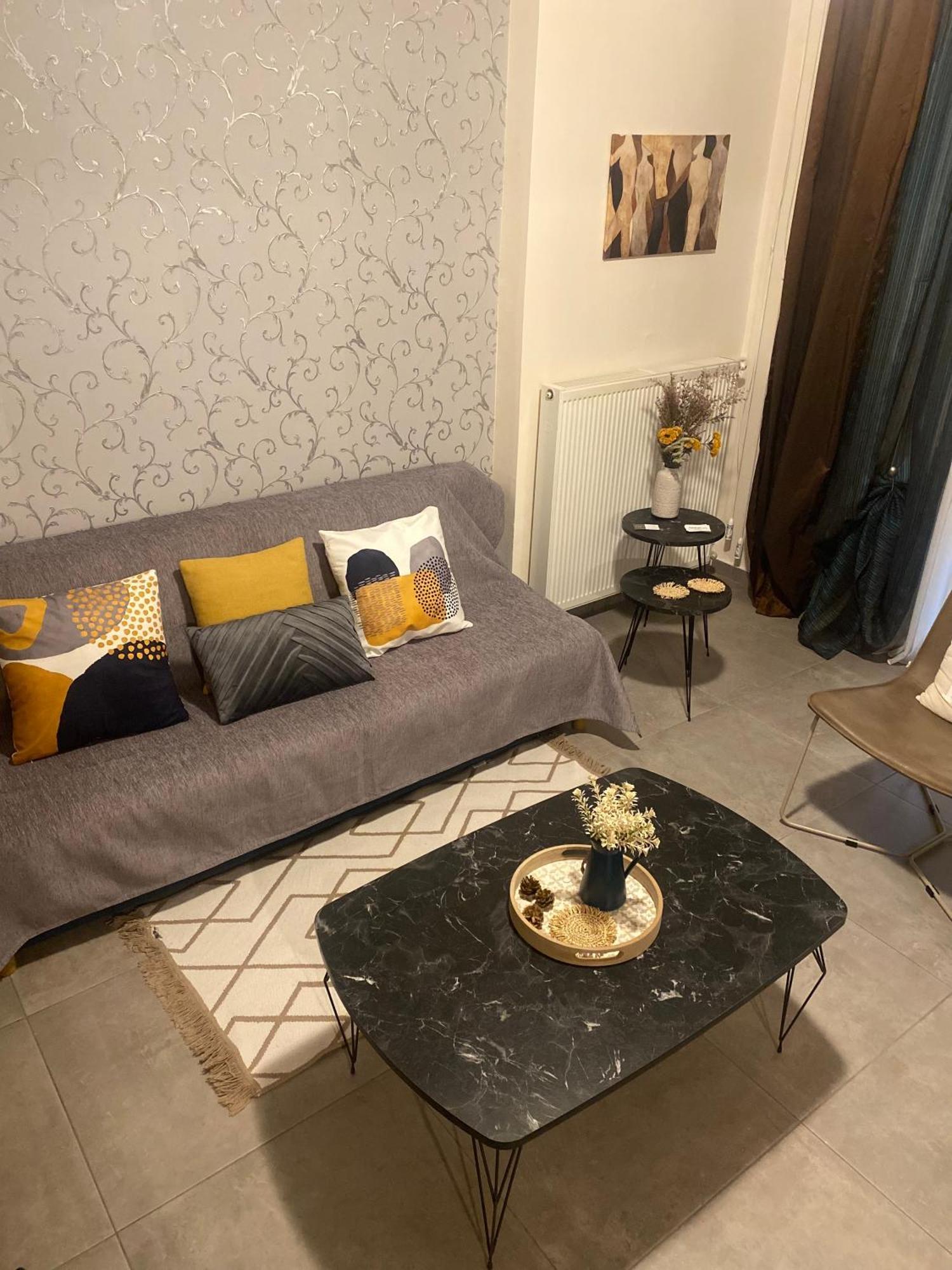 Στυλ & Άνεση Στο Κέντρο La Maison 12 Ανακαινισμένο Διαμέρισμα Larissa Exteriör bild